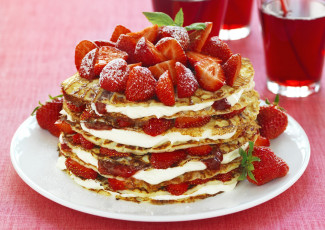 Картинка еда блины +оладьи тортик клубника