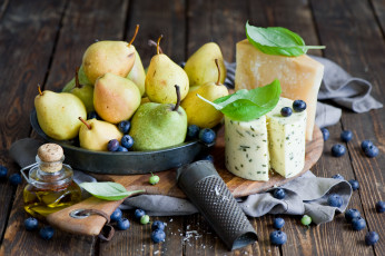 Картинка еда натюрморт груши сыр ягоды голубика тёрка