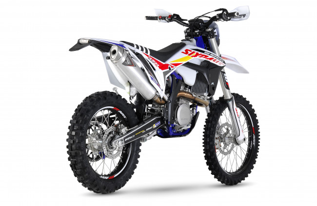 Обои картинки фото мотоциклы, sherco