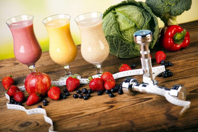 Обои картинки фото еда, разное, капуста, смузи, сантиметр, клубника, перец