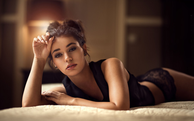 Обои картинки фото девушка, девушки, -unsort , брюнетки, темноволосые, модель