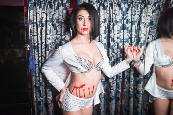 Картинка девушки -+брюнетки +шатенки golden girls ночной клуб модель