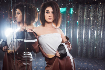 обоя девушки, - брюнетки,  шатенки, golden, girls, ночной, клуб, модель