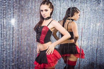 Картинка девушки -+брюнетки +шатенки golden girls ночной клуб модель