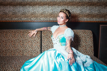 Картинка девушки -+брюнетки +шатенки golden girls ночной клуб модель