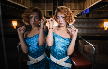 Картинка девушки -+рыжеволосые+и+разноцветные golden girls ночной клуб модель