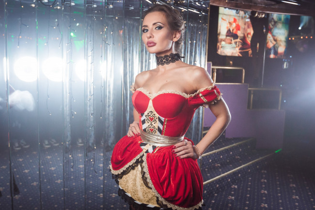 Обои картинки фото девушки, - брюнетки,  шатенки, golden, girls, ночной, клуб, модель