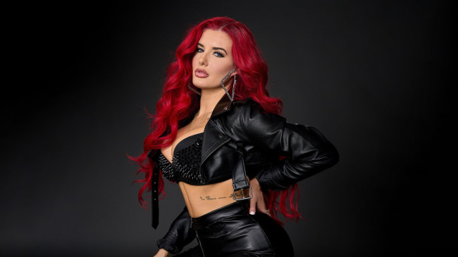 Обои картинки фото justina valentine, музыка, -другое, девушка, женщина, разноцветная, сексуальная, модель, звезда, позирует, разная, обувь, верхняя, стильная, одежда, нижнее, эротическое, бельё, трусы, лифчик, аксессуары, макияж, колготки, чулки, и, множество, элементов, на, фотографии
