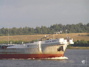 Картинка волга флот корабли баржи