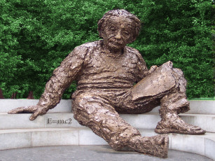 Картинка города памятники скульптуры арт объекты