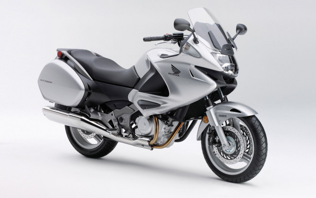 Обои картинки фото мотоциклы, honda