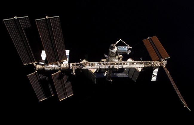 Обои картинки фото космос, космические, корабли, станции, мкс, мир