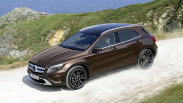 Картинка mercedes gla автомобили benz двигатели автобусы грузовики легковые подразделение daimler ag германия mercedes-benz