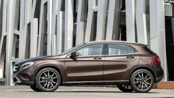 Картинка mercedes gla автомобили benz двигатели автобусы грузовики легковые подразделение daimler ag германия mercedes-benz