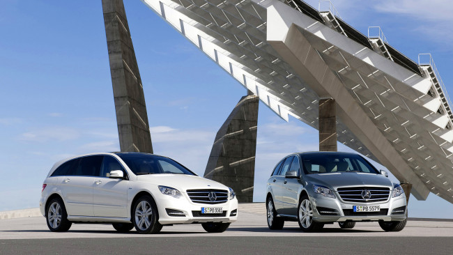 Обои картинки фото mercedes, автомобили, benz, двигатели, автобусы, грузовики, легковые, подразделение, daimler, ag, германия, mercedes-benz