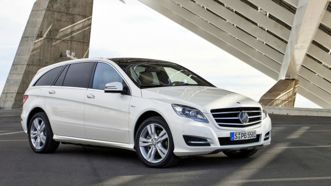 Обои картинки фото mercedes, автомобили, trucks, двигатели, автобусы, грузовики, легковые, подразделение, daimler, ag, германия, mercedes-benz