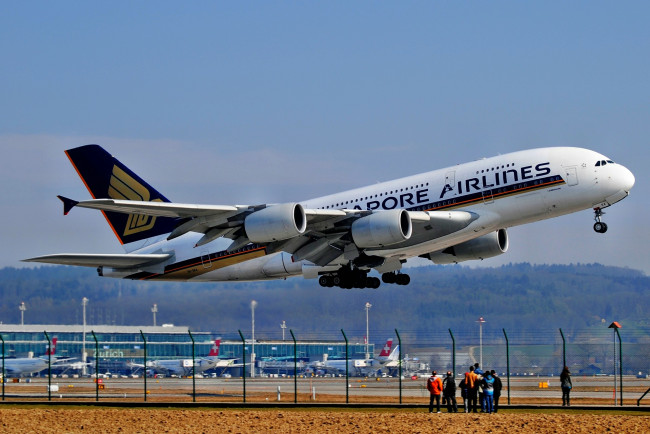 Обои картинки фото airbus, a380, авиация, пассажирские, самолёты, авиалайнер, широкофюзеляжный, пассажирский