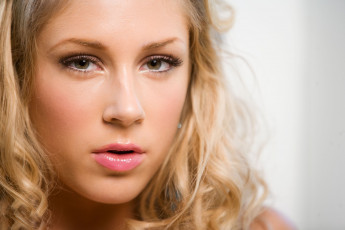 Картинка julia+crown девушки девушка julia crown блондинка модель портрет лицо