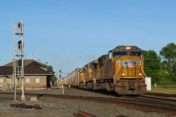 Картинка техника поезда железная дорога рельсы локомотив состав