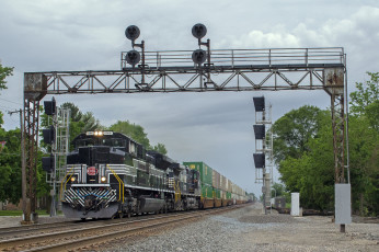 Картинка техника поезда рельсы дорога железная локомотив состав