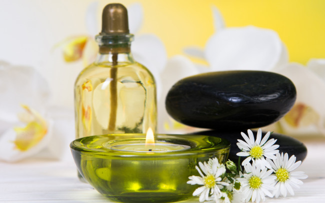 Обои картинки фото разное, свечи, камни, спа, candles, relax, масло, ромашки, wellness, still, life, spa