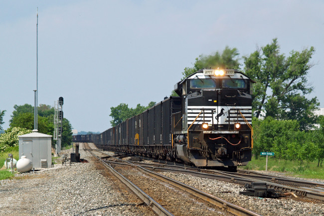 Обои картинки фото техника, поезда, состав, локомотив, рельсы, дорога, железная