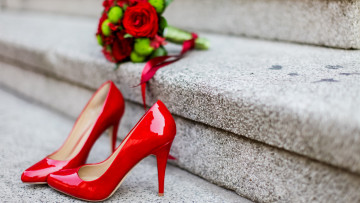 Картинка разное одежда +обувь +текстиль +экипировка женские туфли элегантные букет