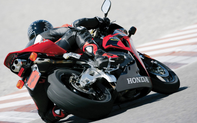 Обои картинки фото мотоциклы, honda