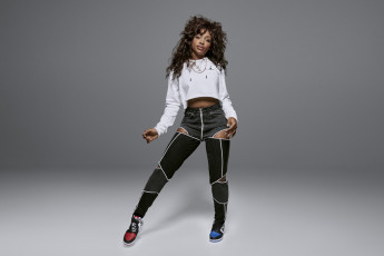 Картинка sza+jordan музыка -другое sza jordan девушка певица мулатка темнокожая чернокожая эстрада песни танцы звезда поза макияж причёска прикид одежда мода фон серый секси