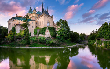Картинка bojnice+castle slovakia города -+дворцы +замки +крепости bojnice castle