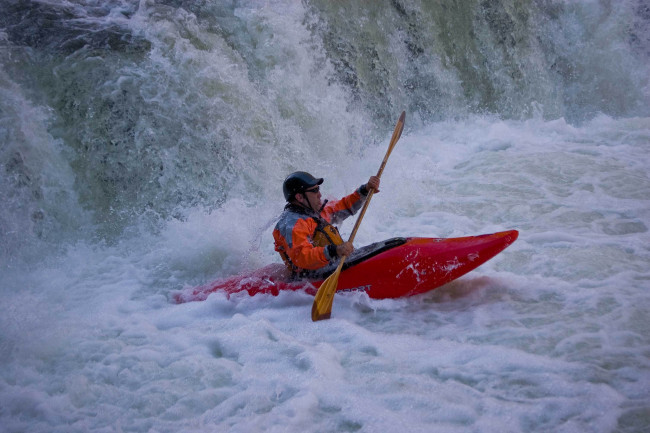 Обои картинки фото спорт, водный, весло, каное, водопад