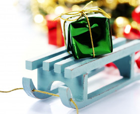 Картинка праздничные подарки коробочки саночки коробка