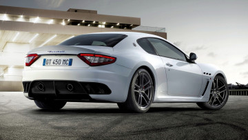 Картинка maserati granturismo автомобили эксклюзивные спортивные бизнес-класс s p a италия