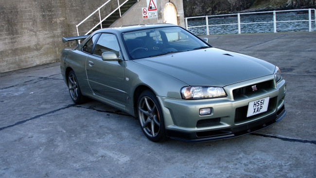 Обои картинки фото nissan, skyline, автомобили, datsun, легковые, motor, co, ltd, Япония, коммерческие