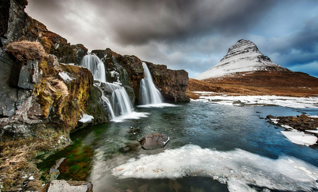 Обои картинки фото природа, водопады, горы, скалы, камни, обрыв, река, водопад