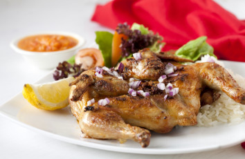 Картинка еда мясные+блюда цыпленок курятина рис мясо лук лимон