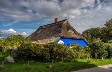 Картинка города -+здания +дома загородный дом