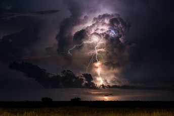 Картинка природа молния +гроза простор