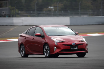 Картинка toyota+prius+2016 автомобили toyota prius 2016