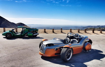 Картинка campagna+t-rex+16s+2010++and+v13r+2015 автомобили campagna 16s 2015 t-rex v13r 2010