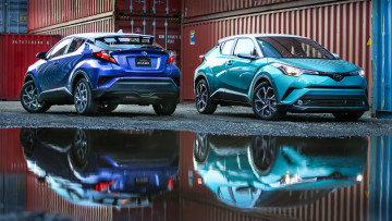 Картинка toyota+c-hr+and+c-hr+r-code+2018 автомобили toyota r-code 2018 c-hr