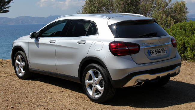 Обои картинки фото автомобили, mercedes-benz