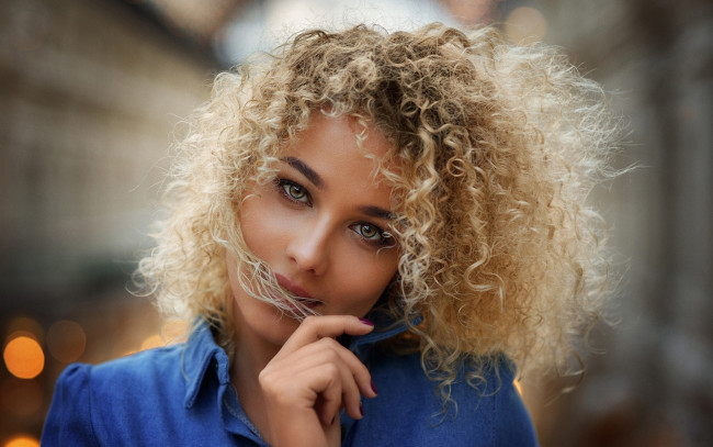 Обои картинки фото девушки, -unsort , лица,  портреты, взгляд, макияж, портрет, причёска, блондинка, лицо, модель, девушка