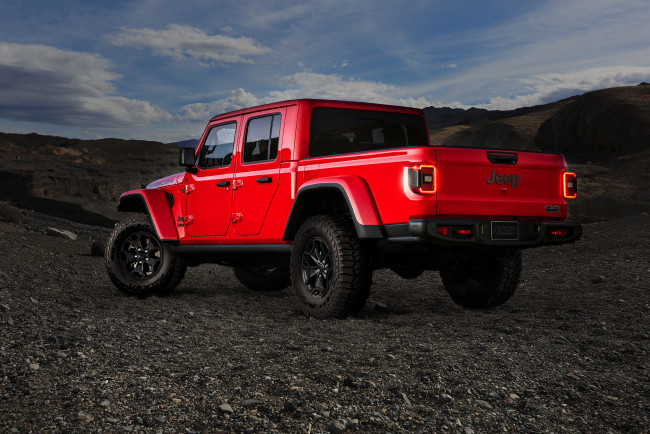 Обои картинки фото 2019 jeep gladiator, автомобили, jeep, американские, красный, gladiator, 2019, джип, природа