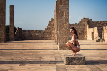 обоя ilvy kokomo, девушки, ilvy, kokomo, девушка, модель, шатенка, красотка, красавица, флирт, стройная, фигура, сексуальная, секси, поза, взгляд, макияж