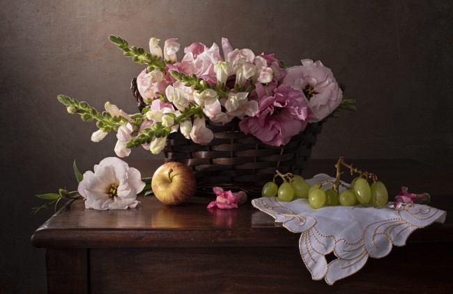Обои картинки фото еда, натюрморт, букет, яблоко, виноград
