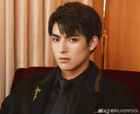 Картинка мужчины wang+hao+xuan ван хаосюань wang hao xuan