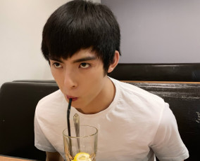 Картинка мужчины wang+hao+xuan ван хаосюань wang hao xuan