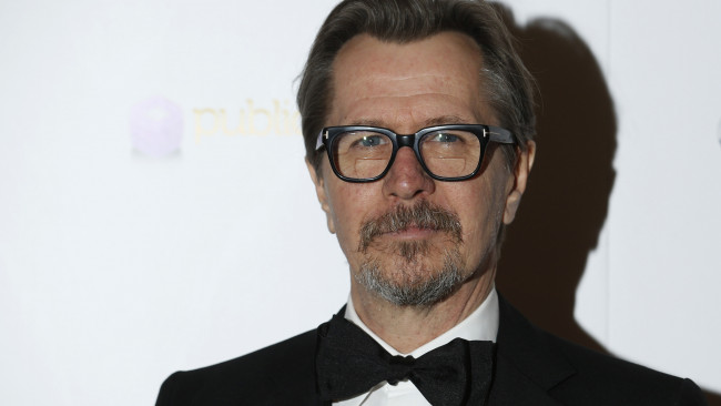 Обои картинки фото мужчины, gary oldman, актер, лицо, борода, очки