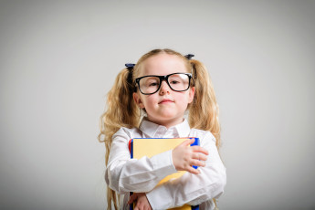 Картинка разное дети девочка очки тетради